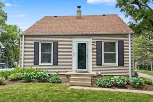 10918 W Wells St, Wauwatosa, WI 53226 - Photo 1
