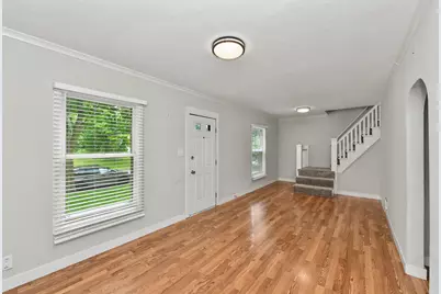 10918 W Wells St, Wauwatosa, WI 53226 - Photo 3