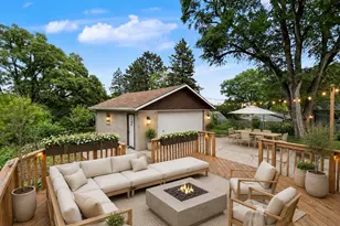 10918 W Wells St, Wauwatosa, WI 53226 - Photo 23