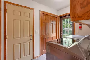 940 Bartlett Dr, Oconomowoc, WI 53066 - Photo 17