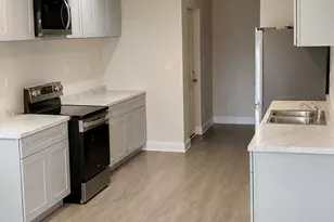 2429 N 8th St, Milwaukee, WI 53206 - Photo 5