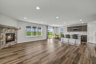 35077 Yahara Dr, Summit, WI 53066 - Photo 9