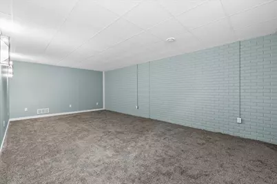 35077  Yahara Dr, Summit, WI 53066 - Photo 29