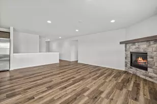 35077 Yahara Dr, Summit, WI 53066 - Photo 11