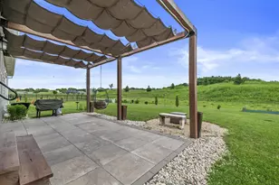 35077 Yahara Dr, Summit, WI 53066 - Photo 33