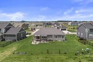35077 Yahara Dr, Summit, WI 53066 - Photo 39