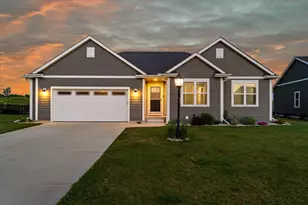 35077 Yahara Dr, Summit, WI 53066 - Photo 1