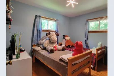 8982 S 79th St, Franklin, WI 53132 - Photo 15