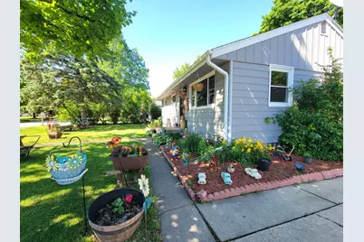 8982 S 79th St, Franklin, WI 53132 - Photo 27
