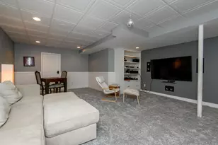 1405 Victoria Circle, Elm Grove, WI 53122 - Photo 55