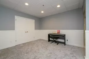 1405 Victoria Circle, Elm Grove, WI 53122 - Photo 55