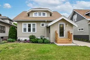6422 W North Ave, Wauwatosa, WI 53213 - Photo 1