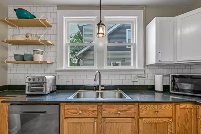 6422 W North Ave, Wauwatosa, WI 53213 - Photo 15