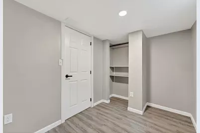 946 W Windlake Ave, Milwaukee, WI 53204 - Photo 23