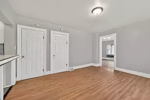 946 W Windlake Ave, Milwaukee, WI 53204 - Photo 11