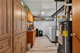 919 Squire Ln, West Bend, WI 53090 - Photo 29