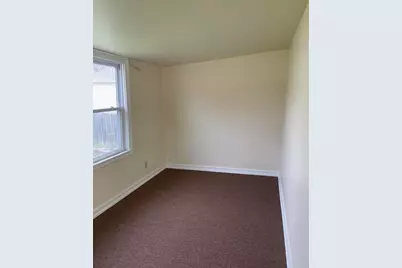 1818 E Fernwood Ave, Milwaukee, WI 53207 - Photo 5