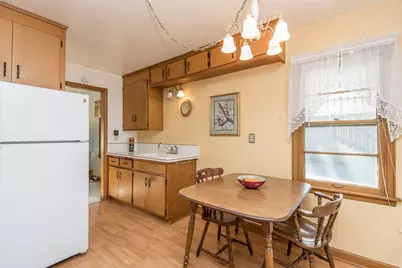 1818 E Fernwood Ave, Milwaukee, WI 53207 - Photo 3