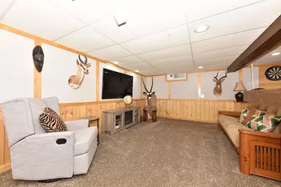 W200N9459  Woodside Ln, Menomonee Falls, WI 53051 - Photo 17