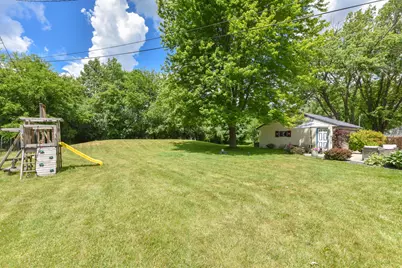 W200N9459  Woodside Ln, Menomonee Falls, WI 53051 - Photo 27