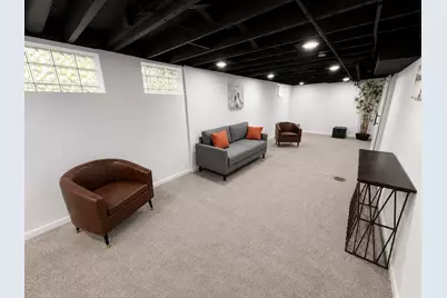 525 N 45th St, Milwaukee, WI 53208 - Photo 17
