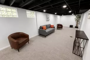 525 N 45th St, Milwaukee, WI 53208 - Photo 17