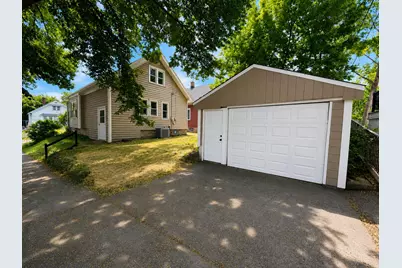 525 N 45th St, Milwaukee, WI 53208 - Photo 23