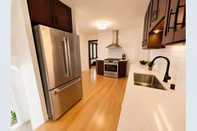 525 N 45th St, Milwaukee, WI 53208 - Photo 9