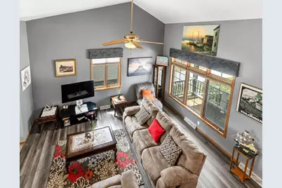3297 E Ramsey Ave, Cudahy, WI 53110 - Photo 3
