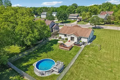 7710 S Chapel Hill Dr, Franklin, WI 53132 - Photo 43