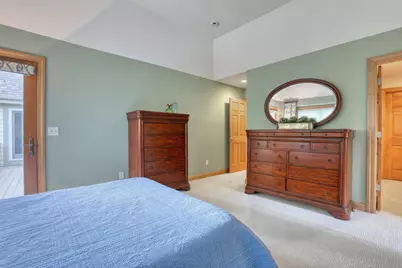 13345 N Windsor Ct, Mequon, WI 53097 - Photo 19