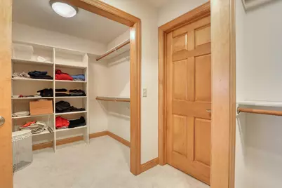 13345 N Windsor Ct, Mequon, WI 53097 - Photo 21