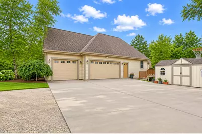 13345 N Windsor Ct, Mequon, WI 53097 - Photo 57