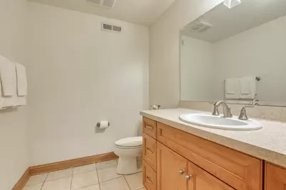 13345 N Windsor Ct, Mequon, WI 53097 - Photo 47