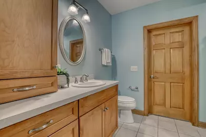 13345 N Windsor Ct, Mequon, WI 53097 - Photo 43