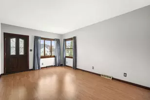 627 Blake Ave, South Milwaukee, WI 53172 - Photo 3