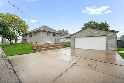 627  Blake Ave, South Milwaukee, WI 53172 - Photo 21