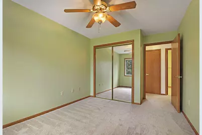 6915  Dale Dr #29, Racine, WI 53402 - Photo 15