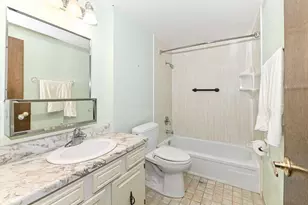 6216 W College Ave, Greendale, WI 53129 - Photo 29