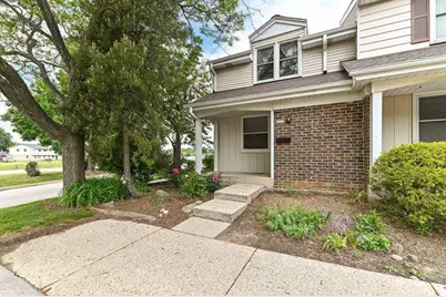 6216 W College Ave, Greendale, WI 53129 - Photo 3
