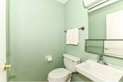 6216 W College Ave, Greendale, WI 53129 - Photo 21