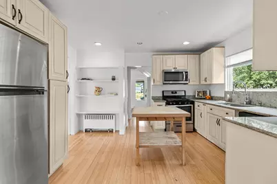107 N Harrison St, Delavan, WI 53115 - Photo 17