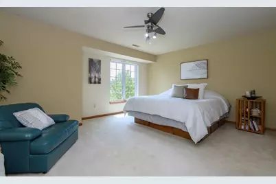 176  Westfield Way #D, Pewaukee, WI 53072 - Photo 17