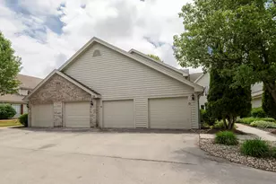 176 Westfield Way, Pewaukee, WI 53072 - Photo 29