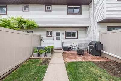 864  Kings Ct, Fond du Lac, WI 54935 - Photo 21