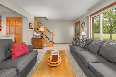 864  Kings Ct, Fond du Lac, WI 54935 - Photo 5