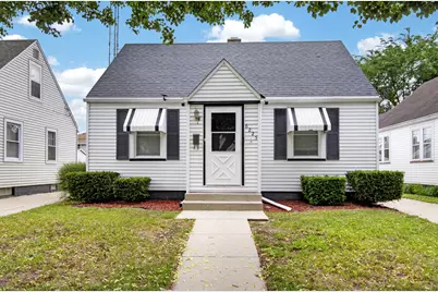 6225  34th Ave, Kenosha, WI 53142 - Photo 1