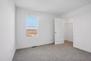 7076 Fair Oaks Rd, Racine, WI 53403 - Photo 37