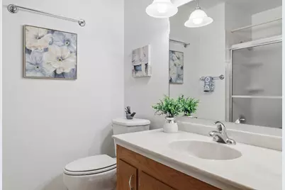 605 E Laverne Dr, Oak Creek, WI 53154 - Photo 23