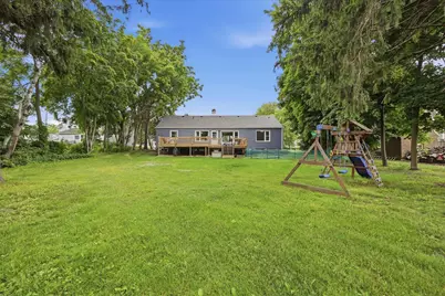 187 W Oak Grove St, Juneau, WI 53039 - Photo 25